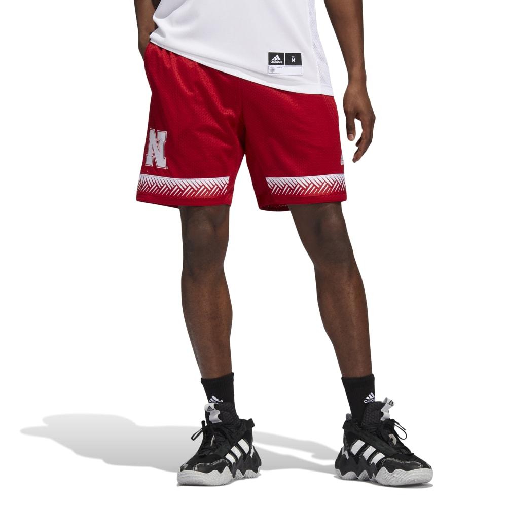 What Should I Wear Under Basketball Shorts?