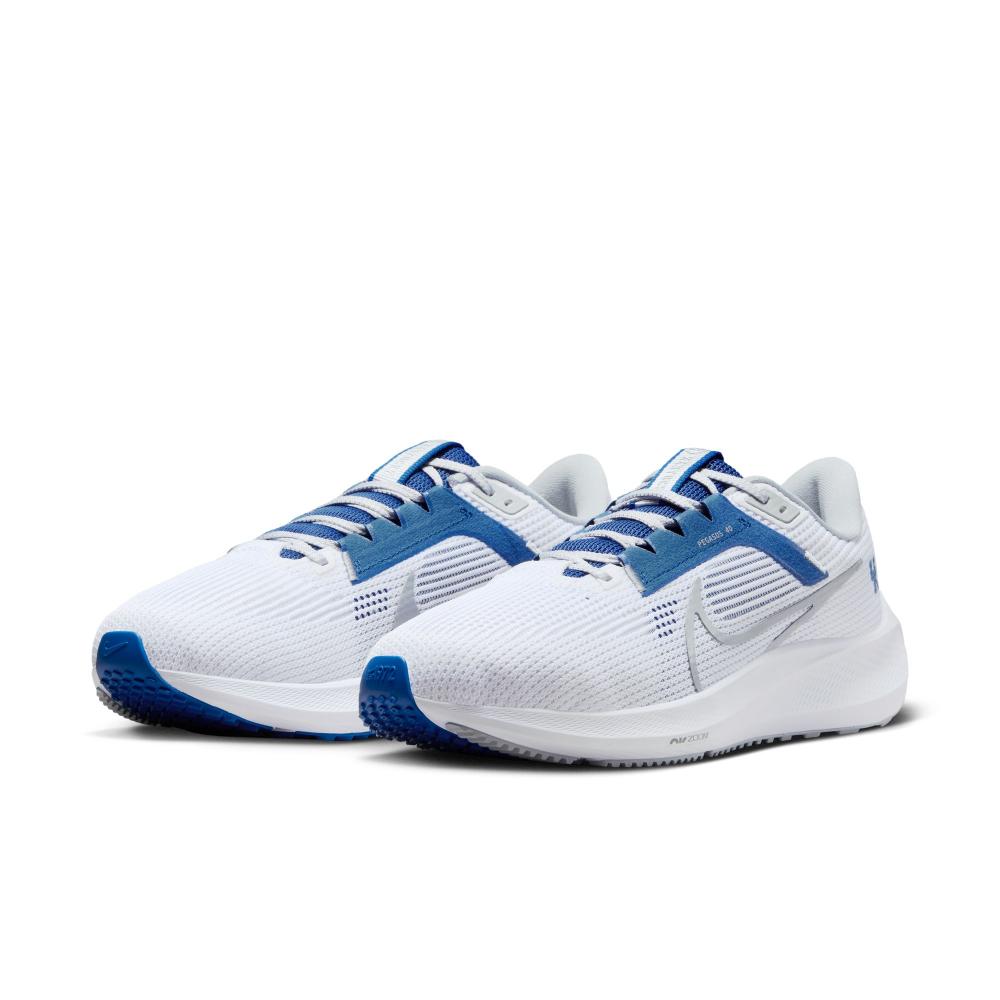 Unisex Nike White North Carolina Tar Heels Zoom Pegasus 40 Running Shoe