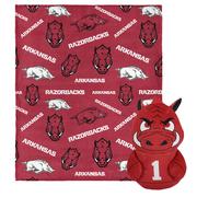  Arkansas Razorbacks Mascot Hugger & Silk Throw Set