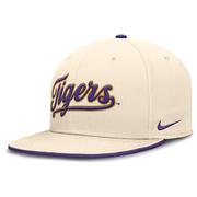  Lsu Nike Dri- Fit Pro Structured Round Bill Fitted Cap